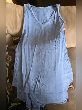 Freeloader V-neck Tank M/l